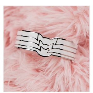 Cat cuff bracelet